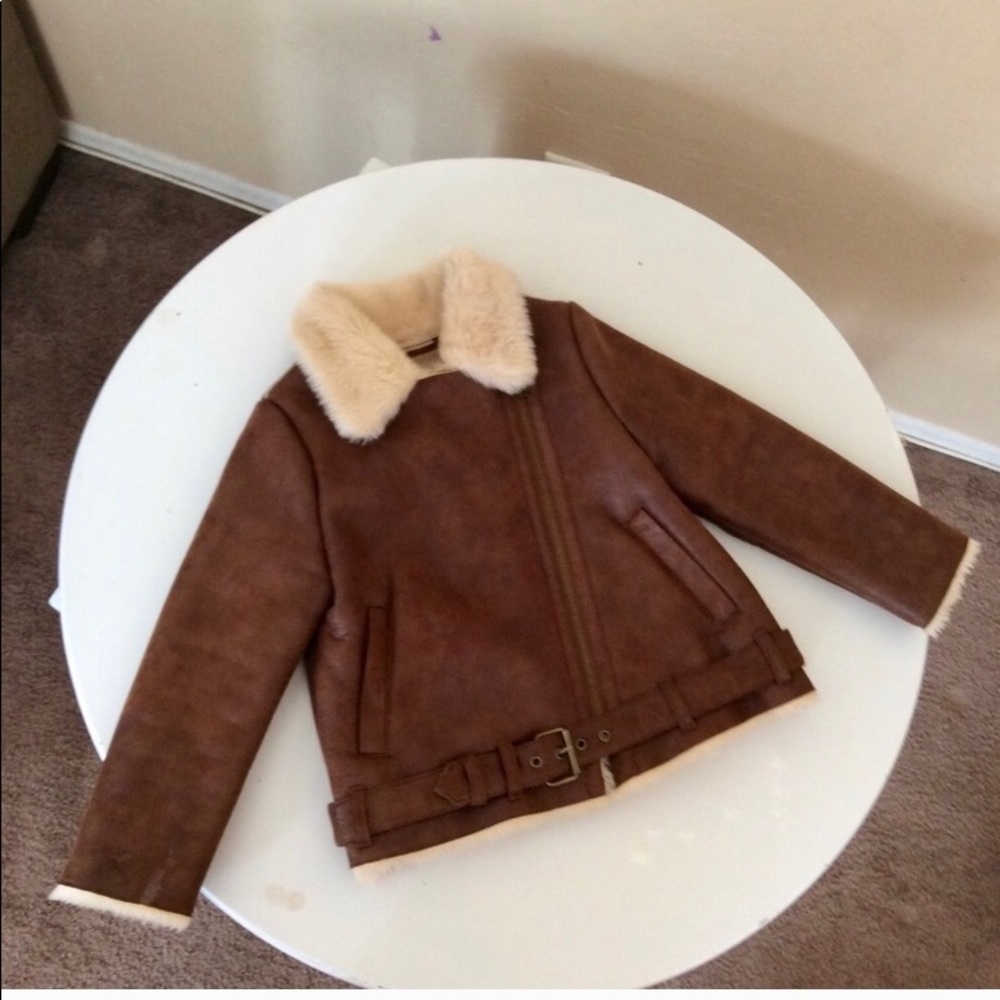 Kids Zara faux shearling/sheepskin coat size 6.